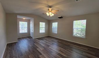 1306 Cresent St, Bentonville, AR 72712