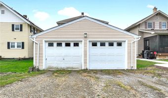 2202 McMinn St, Aliquippa, PA 15001