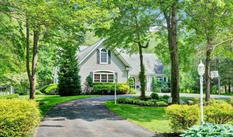 18 Cedar Spring Rd, Burlington, CT 06013