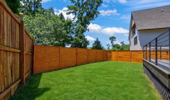 924 28TH St S, Arlington, VA 22202