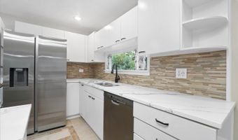 1067 Spafford St, Antioch, IL 60002