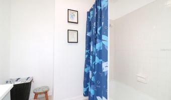 42114 W LAKEVIEW Dr, Altoona, FL 32702