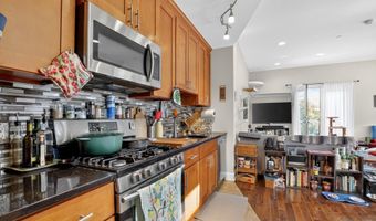 2050 FRANKFORD Ave D, Philadelphia, PA 19125