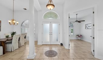 924 BUNKER VIEW Dr, Apollo Beach, FL 33572
