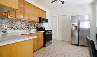 135 LORD Ave 2, Bayonne, NJ 07002