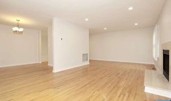 90 Elm St, Allendale, NJ 07401