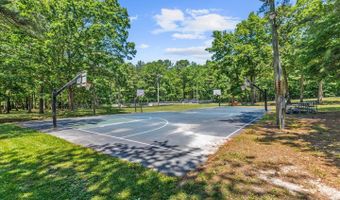 11 BURR HILL Dr, Berlin, MD 21811