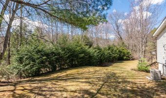 37 Magnolia Ln, Belmont, NH 03220