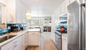2475 Melbrook Way, Santa Rosa, CA 95405