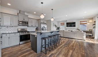 35593 BELLA RIDGE Loop, Astoria, OR 97103