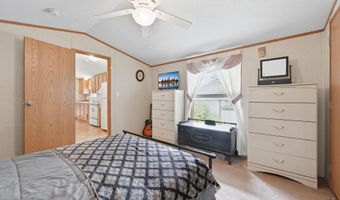 42 Sparrow Dr, Augusta, ME 04330