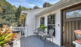 138 Jenckes Hill Rd, Lincoln, RI 02865