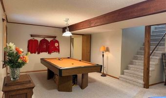 841 Country Club Dr, Akron, IA 51001