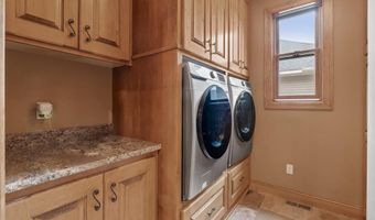 1475 162nd Ave NW, Andover, MN 55304