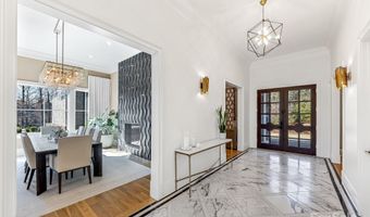 1905 White Tree Trl, Arden, NC 28704