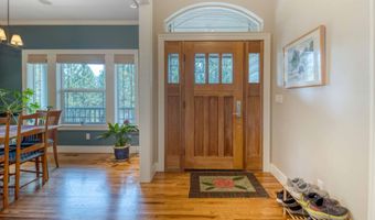 3511 NW Braid Dr, Bend, OR 97703