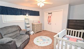 5642 Yorktown Ln, Austintown, OH 44515
