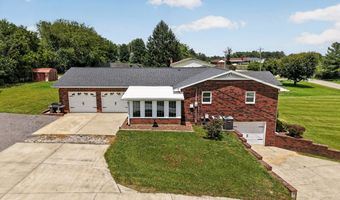 225 W Gate Dr, Baxter, TN 38544