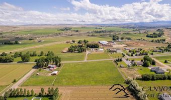 5 Longhorn Dr, Cody, WY 82414