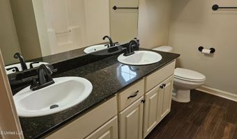 126 Turtle Ridge Dr, Brandon, MS 39047
