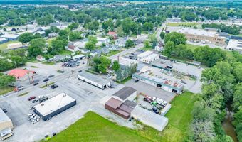 1712 S Wayne Ave, Auburn, IN 46706