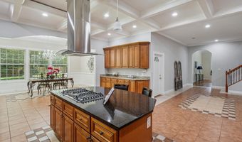 3905 HUMMER, Annandale, VA 22003