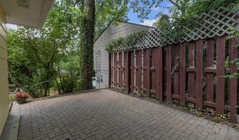 1558 1560 W Jones Dr SW, Ann Arbor, MI 48105