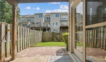 518 WINDING ROSE Dr, Rockville, MD 20850