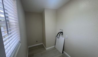 338 E CEDAR Ave, Bloomfield, NM 87413