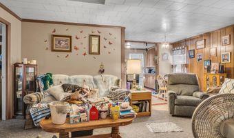 2 E MAIN St, Carlisle, PA 17015
