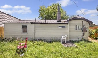 436 Oak St, Castleford, ID 83321