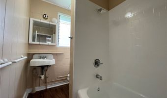 718 Hoawa St A, Honolulu, HI 96826