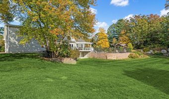 11 Pequot Ln, Hopkinton, RI 02804