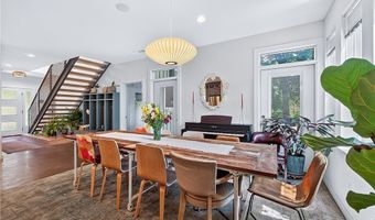 303 SE B St, Bentonville, AR 72712