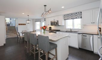 6 Jennifer Ln, Amherst, NH 03031