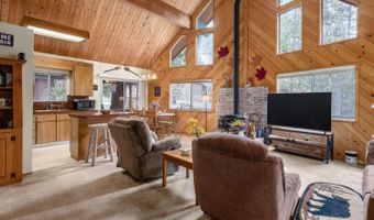 2245 Castlewood Ln, Arnold, CA 95223