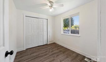 8809 W Canterbury St, Boise, ID 83704
