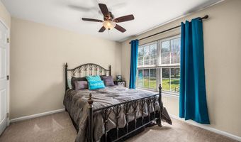 42 EMERALD RIDGE Dr, Bear, DE 19701