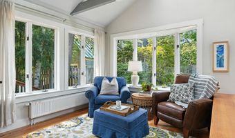 309 Foreside Rd, Falmouth, ME 04105