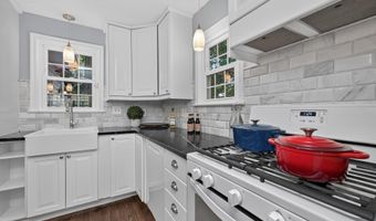 9908 DICKENS Ave, Bethesda, MD 20814