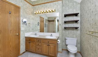 307 Cypress Ct, Andover, KS 67002