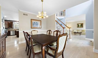 153 Vivas Dr, Barnegat, NJ 08005