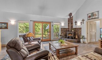 10240 E Howard Rd, Athol, ID 83801