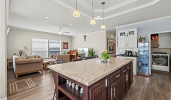 21 Walnut Via, Anaheim, CA 92801