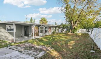 520 FAIRFAX Ln, Apollo Beach, FL 33572