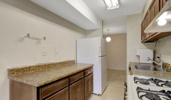 8300 TOBIN Rd 23, Annandale, VA 22003