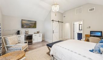 36 Hawthorne Rd, Bluffton, SC 29910