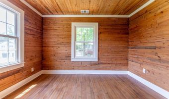 251 W Mark St, Batesville, AR 72501