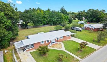 301 E Craig St, Atmore, AL 36502