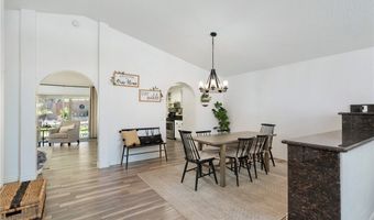 16501 Menahka Rd, Apple Valley, CA 92307